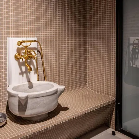 Stunning New Balat Water Front Pad! #383