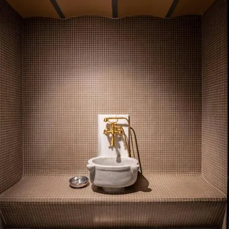 Stunning New Balat Water Front Pad! #383 Stambuł