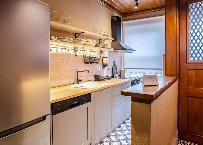 Stunning New Balat Water Front Pad! #383 * Стамбул