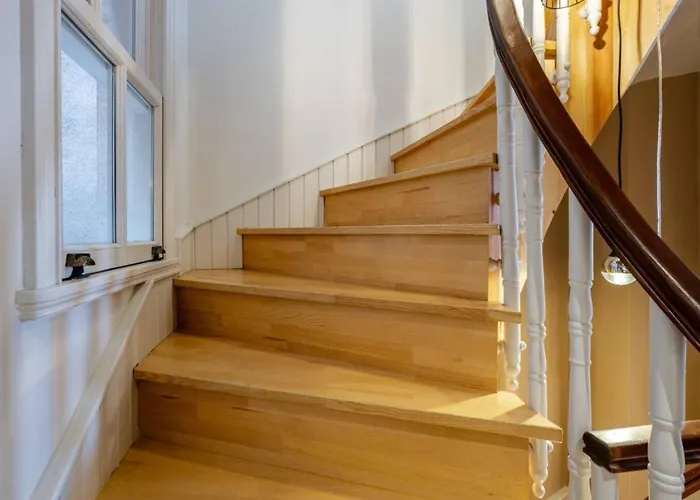 Дом отдыха Stunning New Balat Water Front Pad! #383