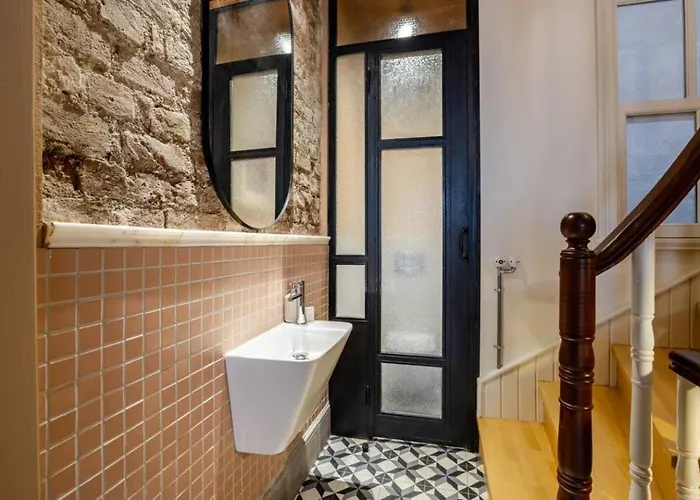 Stunning New Balat Water Front Pad! #383 Дом отдыха Стамбул