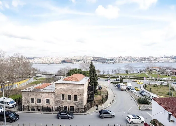 Stunning New Balat Water Front Pad! #383 * Стамбул