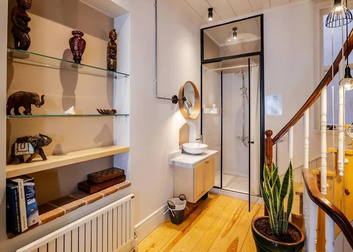 Stunning New Balat Water Front Pad! #383 Дом отдыха *