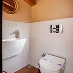 Σπίτι διακοπών Stunning New Balat Water Front Pad! #383 *