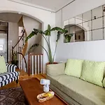Stunning New Balat Water Front Pad! #383 Σπίτι διακοπών