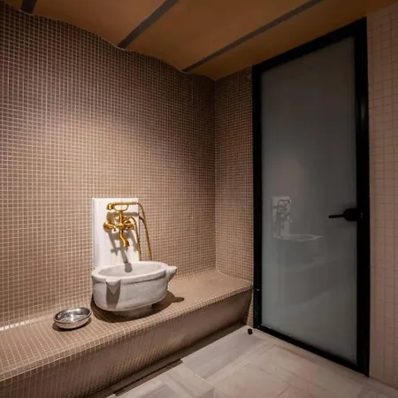 Casa vacanze Stunning New Balat Water Front Pad! #383